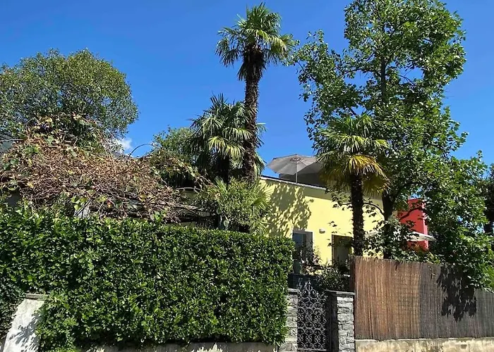 Accogliente Con Cucina Arredata Apartman